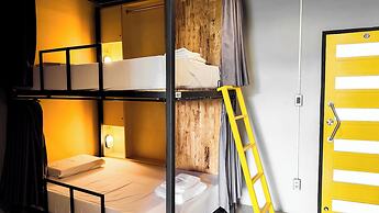 Room 22 Hostel - near Chinatown