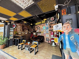 Room 22 Hostel - near Chinatown
