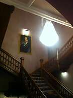 The Villa Levens