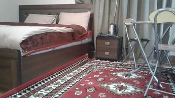 Hotel Midpoint