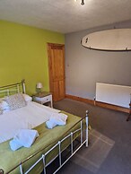 Goldcrest House