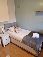 Goldcrest House