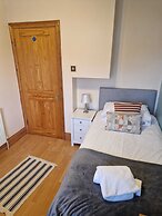 Goldcrest House