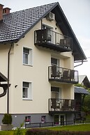 Razingar Apartments