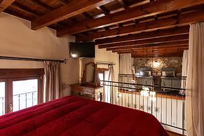 Phaedra Suites