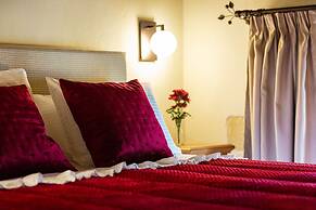 Phaedra Suites