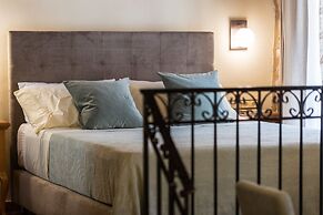 Phaedra Suites