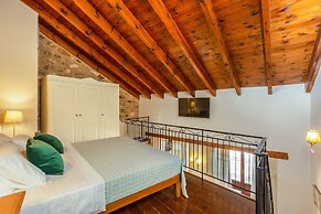 Phaedra Suites