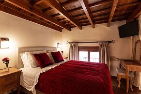 Phaedra Suites