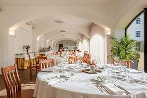 SDivine Fátima Hotel