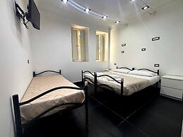 Palace Rome - Hostel