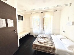 Palace Rome - Hostel