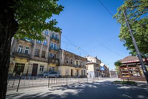 Romantic Apartment near Square Rynok