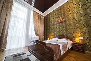 Romantic Apartment near Square Rynok