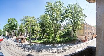 Romantic Apartment near Square Rynok