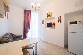 Romantic Apartment near Square Rynok