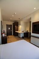 The Compass Hotel