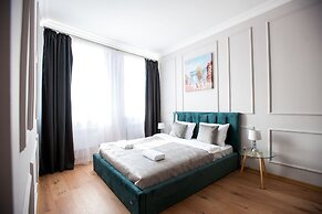 SF Central Apartments