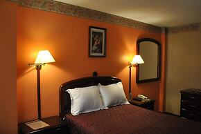 Hotel Makroz