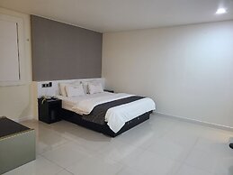 Renaissance Hotel