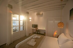 Seethrough Mykonos - Adults Only