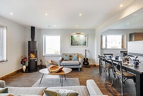 Skye Lodge
