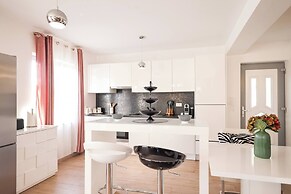 Villa Olive Garden Apartments