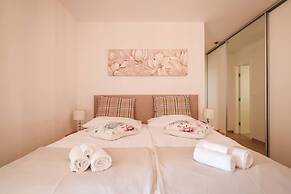 Villa Olive Garden Apartments