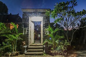221 Garden cottages