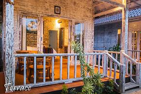 221 Garden cottages