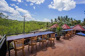 Maha Guru Huts