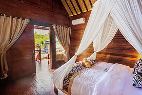 Maha Guru Huts