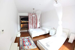 Reyhan Hotel