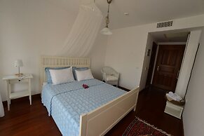 Reyhan Hotel