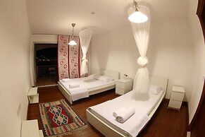 Reyhan Hotel