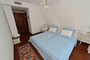 Reyhan Hotel