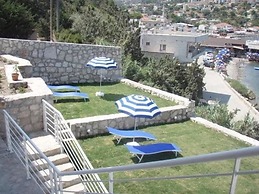 Reyhan Hotel