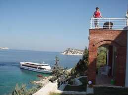 Reyhan Hotel
