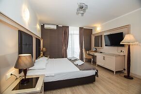 Hotel 19