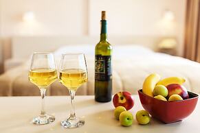 Wow Hotel Alltime Montenegro Apartments