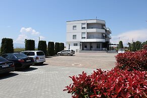 Hotel Holiday