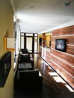 Hotel Salut