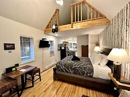 West Coast Cabin