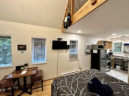 West Coast Cabin