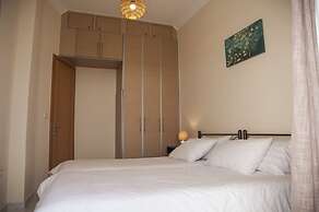 Thisio Modern House