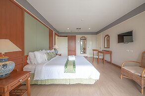Eco Hotel by Thammasat