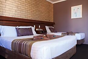 Sarina Motor Inn