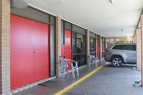 Sarina Motor Inn