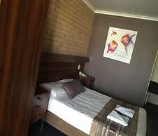 Sarina Motor Inn