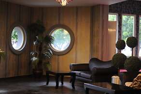Luna Beach Hotel & Spa